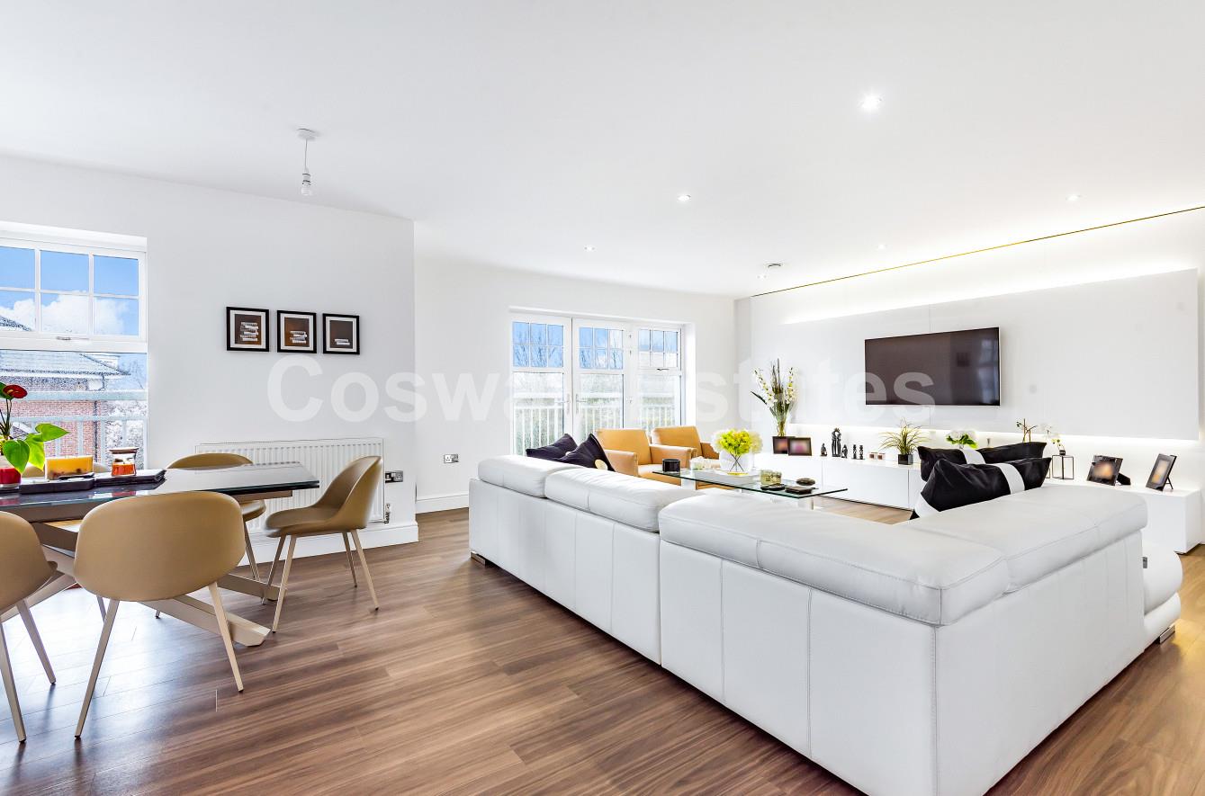 Randolph Court, Mill Hill, NW7, London